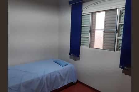 Casa à venda com 3 quartos, 180m² em Parque Sao Domingos, São Paulo