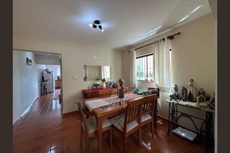 Casa à venda com 3 quartos, 237m² em Parque Sao Domingos, São Paulo