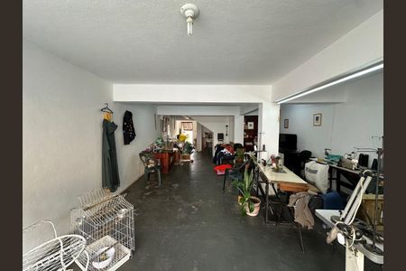 Casa à venda com 3 quartos, 237m² em Parque Sao Domingos, São Paulo