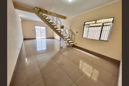 Casa à venda com 3 quartos, 146m² em Jardim Sao Jose, São Paulo