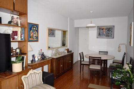 Apartamento à venda com 85m², 3 quartos e 1 vagaSala