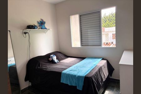 Casa à venda com 3 quartos, 150m² em Parque Maria Domitila, São Paulo