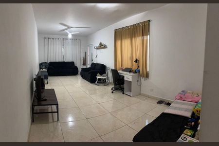 Casa à venda com 3 quartos, 150m² em Parque Maria Domitila, São Paulo