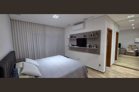 Casa à venda com 4 quartos, 250m² em Parque Sao Domingos, São Paulo