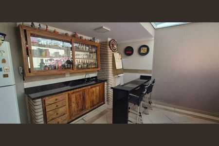 Casa à venda com 4 quartos, 250m² em Parque Sao Domingos, São Paulo