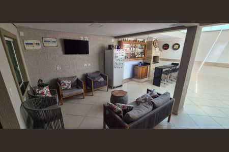 Casa à venda com 4 quartos, 250m² em Parque Sao Domingos, São Paulo