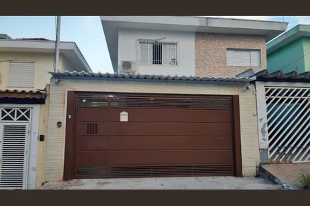 Casa à venda com 3 quartos, 220m² em Parque Sao Domingos, São Paulo