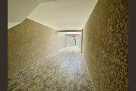 Casa à venda com 2 quartos, 120m² em Vila Carolina, São Paulo