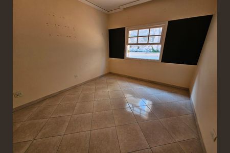 Casa à venda com 3 quartos, 200m² em Vila Barreto, São Paulo