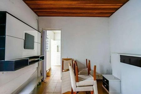 Casa à venda com 4 quartos, 180m² em Vila Ipojuca, São Paulo