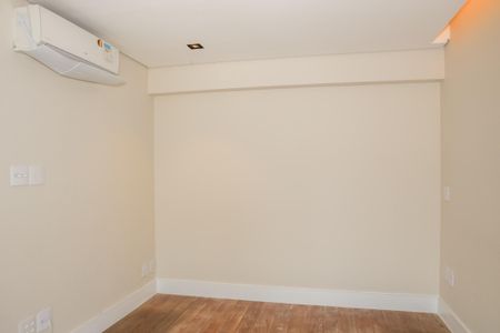 Apartamento à venda com 175m², 3 quartos e 4 vagasSuíte 1