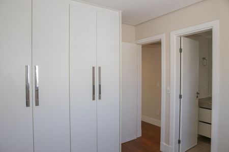 Apartamento à venda com 175m², 3 quartos e 4 vagasSuíte 3