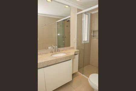 Apartamento à venda com 175m², 3 quartos e 4 vagasBanheiro da Suíte 1