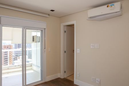 Apartamento à venda com 175m², 3 quartos e 4 vagasSuíte 1