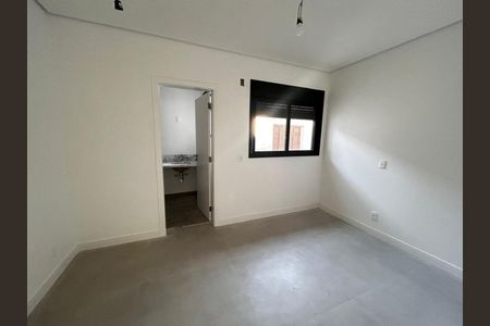 Casa à venda com 3 quartos, 250m² em Jardim Felicidade (Zona Oeste), São Paulo