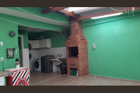 Casa à venda com 3 quartos, 220m² em Parque Sao Domingos, São Paulo