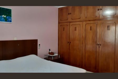 Casa à venda com 3 quartos, 220m² em Parque Sao Domingos, São Paulo