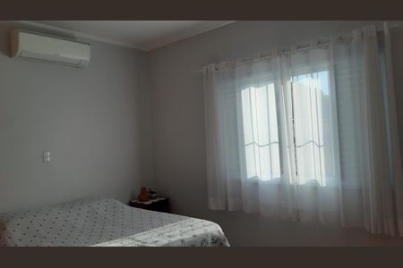 Casa à venda com 3 quartos, 220m² em Parque Sao Domingos, São Paulo