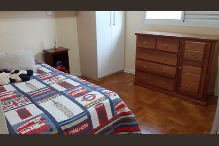 Casa à venda com 3 quartos, 220m² em Parque Sao Domingos, São Paulo