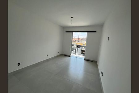 Casa à venda com 3 quartos, 133m² em Vila Bruna, São Paulo