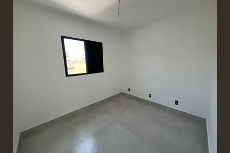 Casa à venda com 3 quartos, 133m² em Vila Bruna, São Paulo