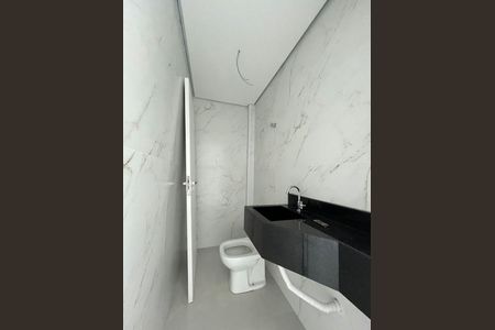 Casa à venda com 3 quartos, 133m² em Vila Bruna, São Paulo