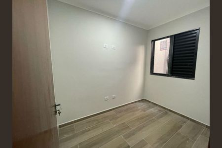 Casa à venda com 3 quartos, 100m² em Jardim Mariliza, São Paulo