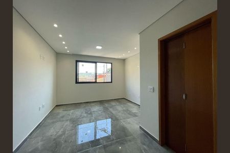 Casa à venda com 3 quartos, 100m² em Jardim Mariliza, São Paulo
