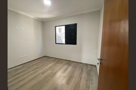 Casa à venda com 3 quartos, 100m² em Jardim Mariliza, São Paulo