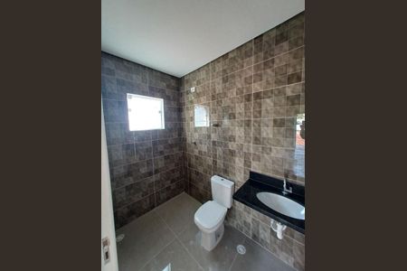 Casa à venda com 3 quartos, 130m² em Umuarama, Osasco