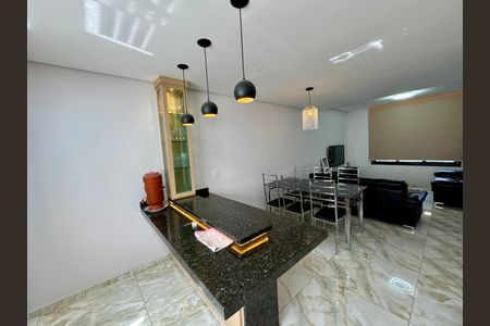 Casa à venda com 3 quartos, 150m² em Vila Pereira Cerca, São Paulo