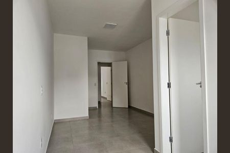 Casa à venda com 2 quartos, 83m² em Jardim Ester, São Paulo