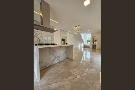 Casa à venda com 3 quartos, 130m² em  Alphaville, Santana de Parnaíba