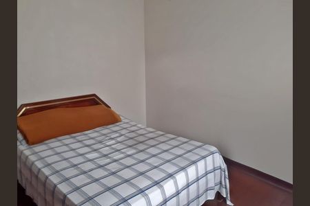 Casa à venda com 2 quartos, 136m² em Parque Sao Domingos, São Paulo