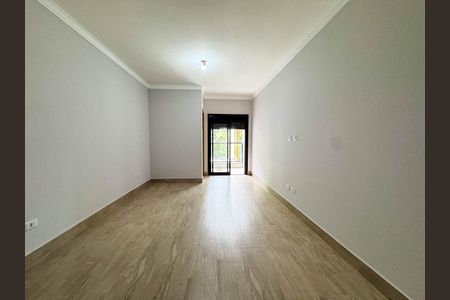 Casa à venda com 3 quartos, 130m² em Parque Sao Domingos, São Paulo