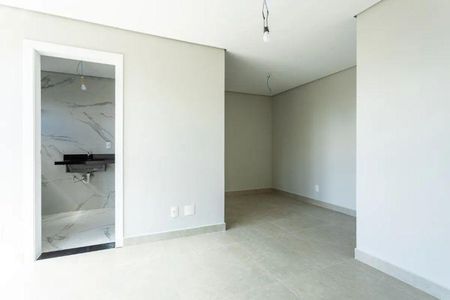 Casa à venda com 3 quartos, 210m² em Vila Albertina, São Paulo
