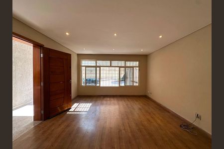 Casa à venda com 2 quartos, 110m² em Parque Sao Domingos, São Paulo