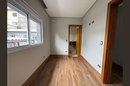 Casa à venda com 3 quartos, 264m² em São Domingos, São Paulo