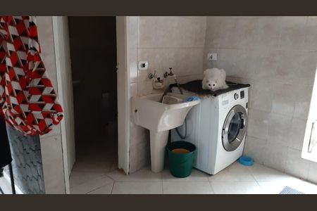 Casa à venda com 3 quartos, 120m² em Parque Sao Domingos, São Paulo