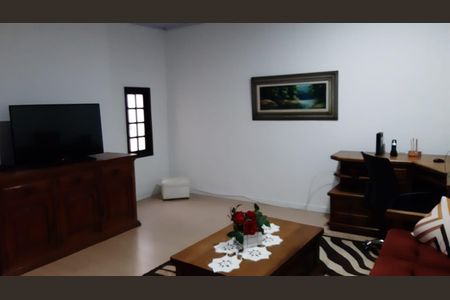 Casa à venda com 3 quartos, 120m² em Parque Sao Domingos, São Paulo