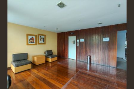 Apartamento à venda com 132m², 3 quartos e 2 vagasFachada e portaria