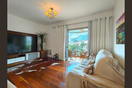 Apartamento à venda com 132m², 3 quartos e 2 vagasSala