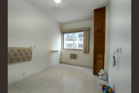 Apartamento à venda com 132m², 3 quartos e 2 vagasQuarto 1