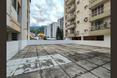 Apartamento à venda com 132m², 3 quartos e 2 vagasÁrea comum - Playground