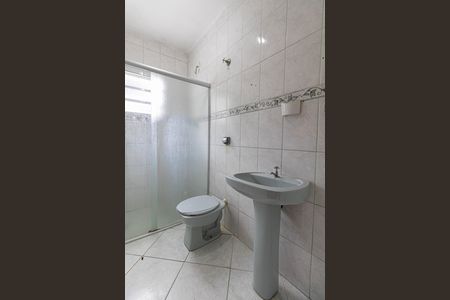 Casa para alugar com 150m², 2 quartos e 1 vaga Casa para alugar com 150m², 2 quartos e 1 vagaBanheiro 2