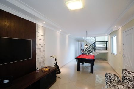 Sala  de casa à venda com 4 quartos, 240m² em Vila Mazzei, São Paulo