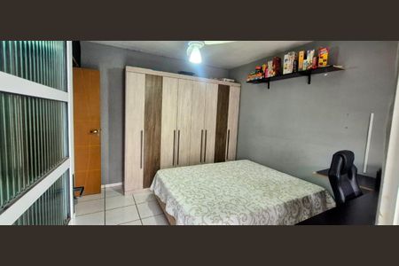 Foto 02 de casa à venda com 3 quartos, 130m² em Vila Gumercindo, São Paulo