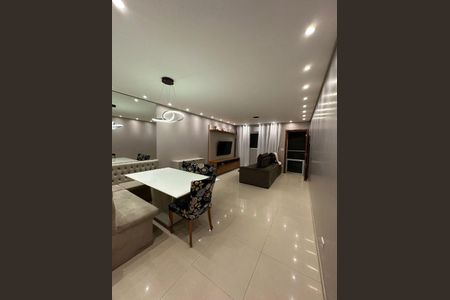 Casa à venda com 3 quartos, 123m² em Piqueri, São Paulo