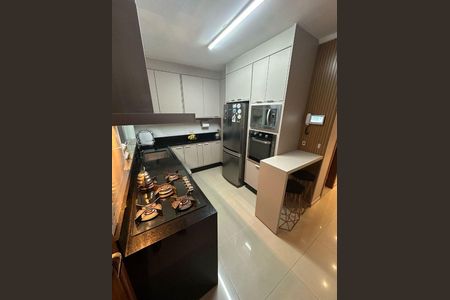 Casa à venda com 3 quartos, 123m² em Piqueri, São Paulo