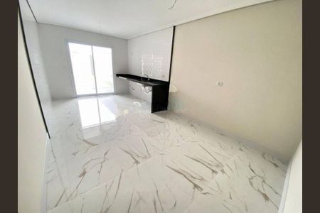 Casa à venda com 3 quartos, 130m² em Parque Sao Domingos, São Paulo